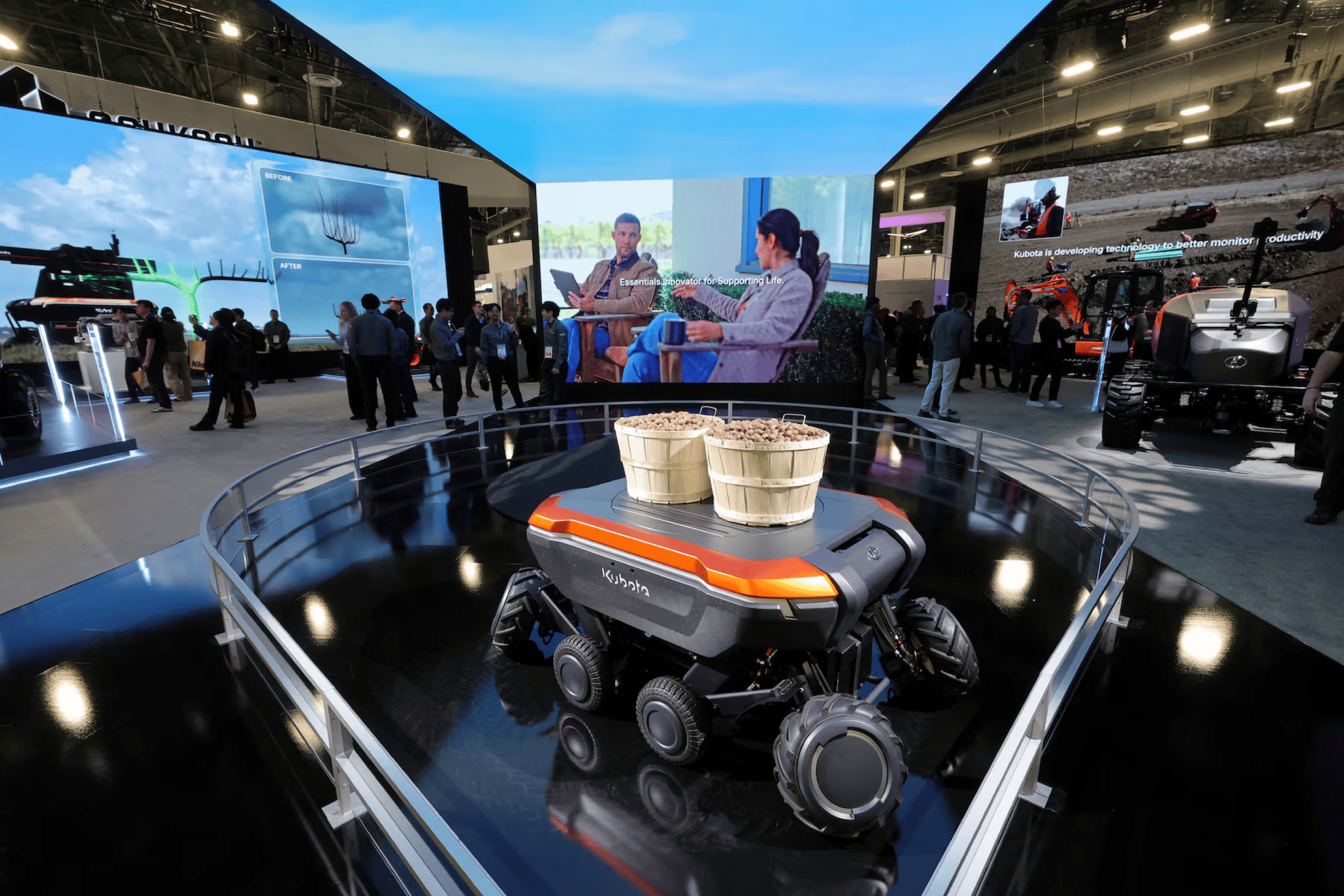 CES 2025: The Art of Making Effective Displays